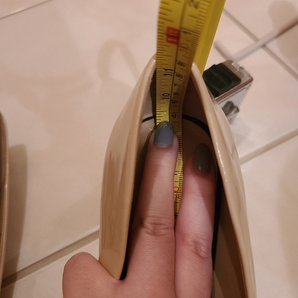 Nude Pumps / Heels - Picture 6 of 11